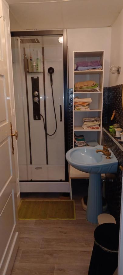 Chez Virginie - Chambre Du Bourg Лурд Экстерьер фото