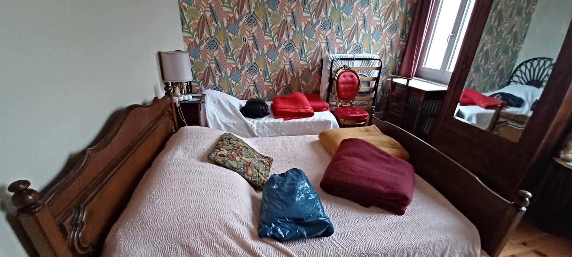 Chez Virginie - Chambre Du Bourg Лурд Экстерьер фото