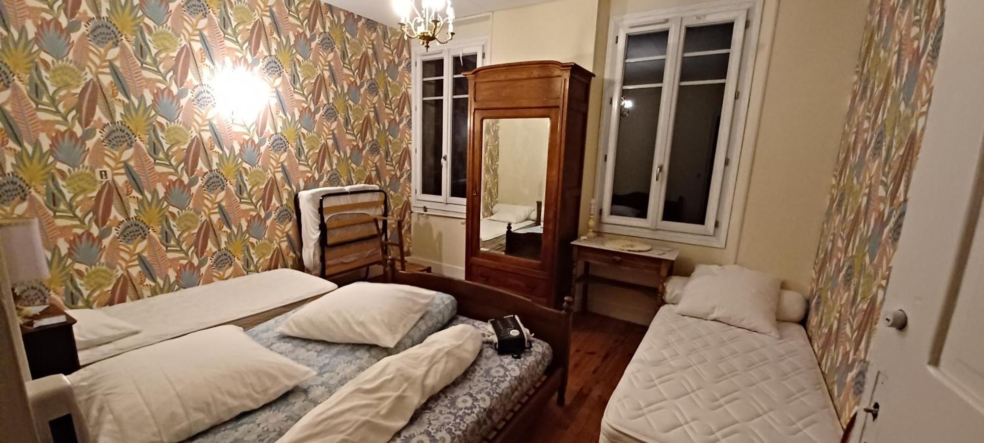 Chez Virginie - Chambre Du Bourg Лурд Экстерьер фото