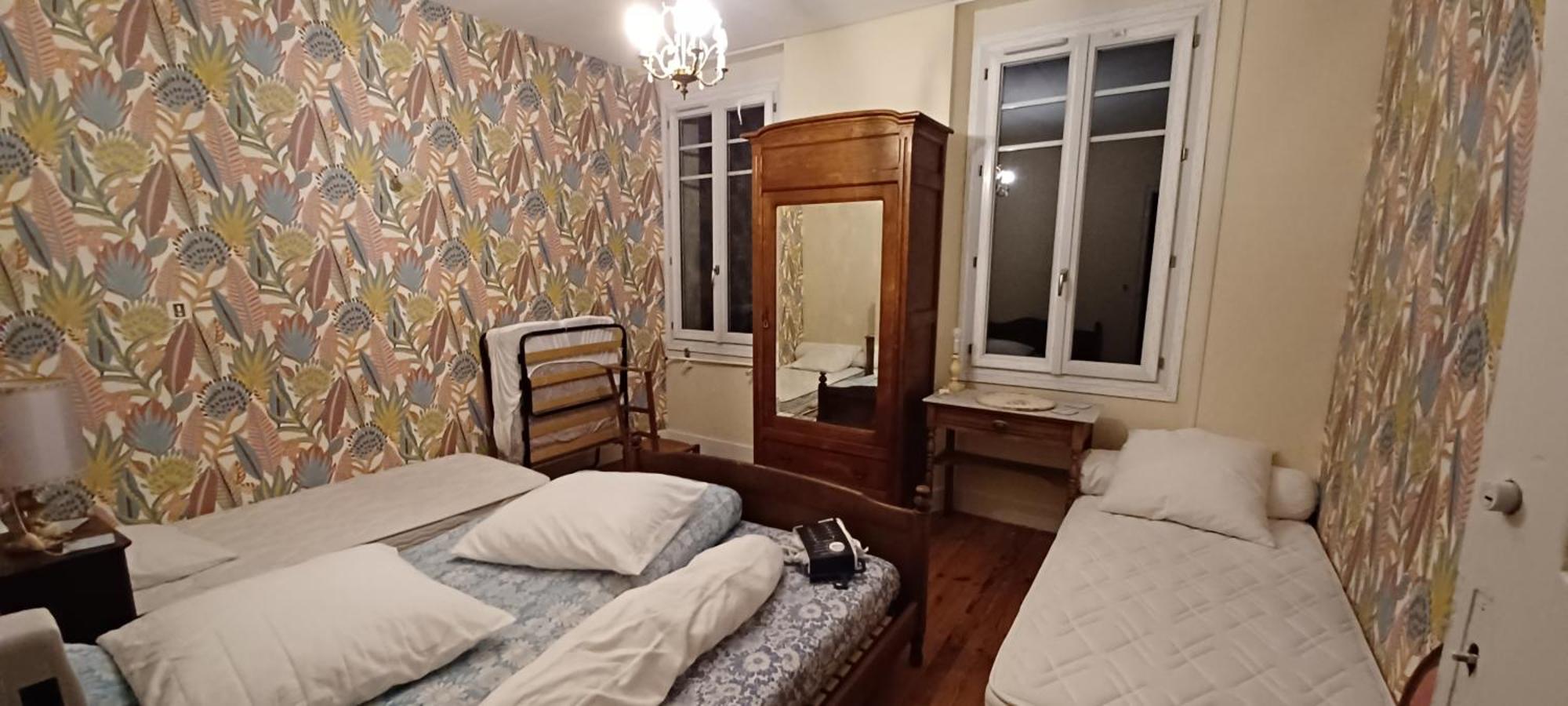 Chez Virginie - Chambre Du Bourg Лурд Экстерьер фото